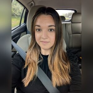 Meet your Posher, Lydia